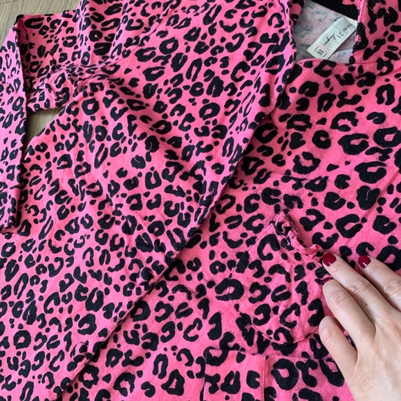 100% Cotton Flannel Pajamas Set, Size S - Picture 3 of 16